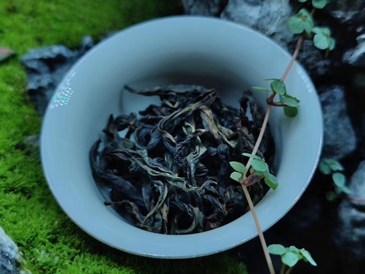 Jin Junmei 80g kaleng kotak hadiah teh wuyi gunung bunga biji kecil pabrik teh lianyun grosir