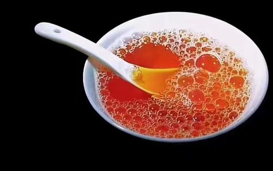 Teh batu Wuyi adalah teh oolong, diproduksi di Gunung Wuyi di utara Fujian, pohon teh tumbuh di celah batu
