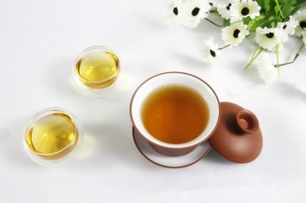 Teh Peony Emas untuk penyimpanan dingin dengan daun longgar