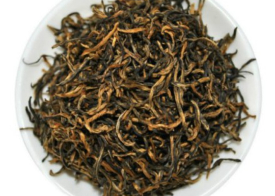 Teh Peony Emas untuk penyimpanan dingin dengan daun longgar