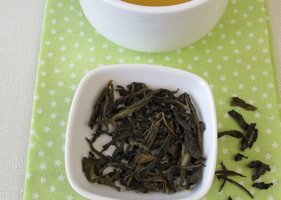Teh Oolong Semi-Oksidasi 90-95°C Dipasangan Panas Atau Dingin untuk Nikmati